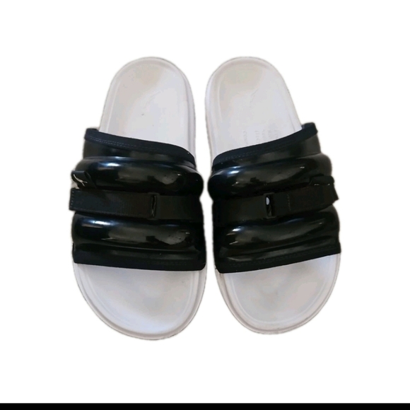 Jordan Mens Super Play Slide 'Black University Red' 13 - Picture 3 of 12